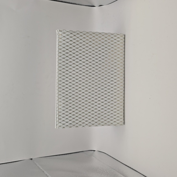 New Yves Saint Laurent YSL Beaute Pouch white & gold faux leather Case toiletry - Picture 4 of 4